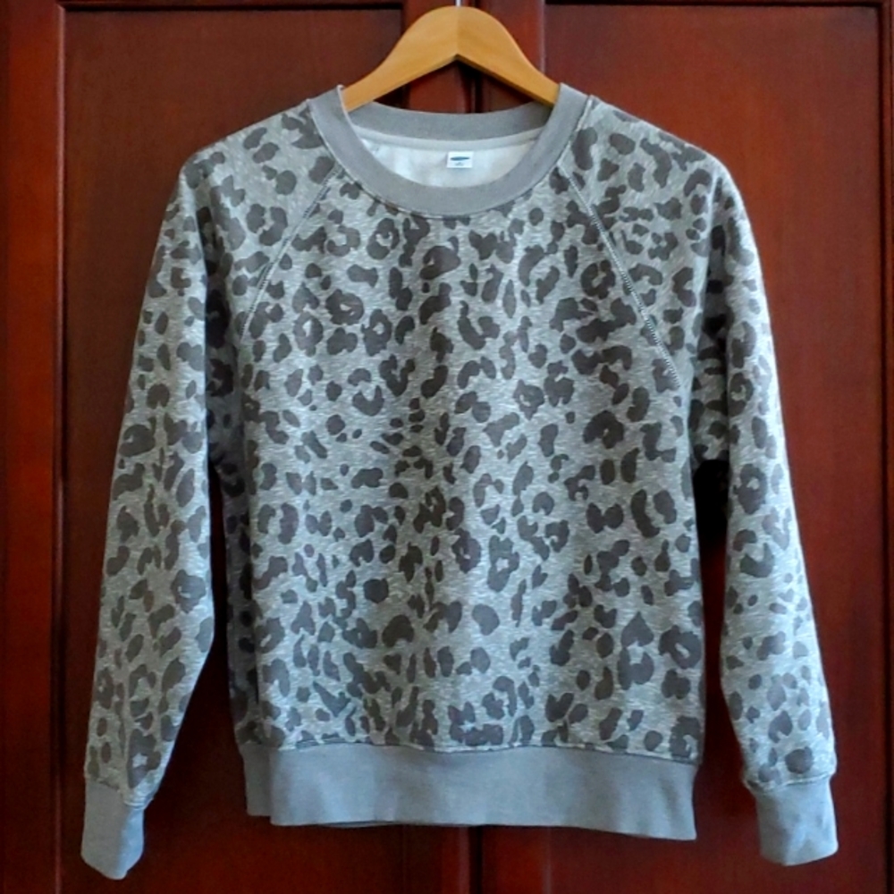Old Navy Cheetah Print Pullover Sweatshirt